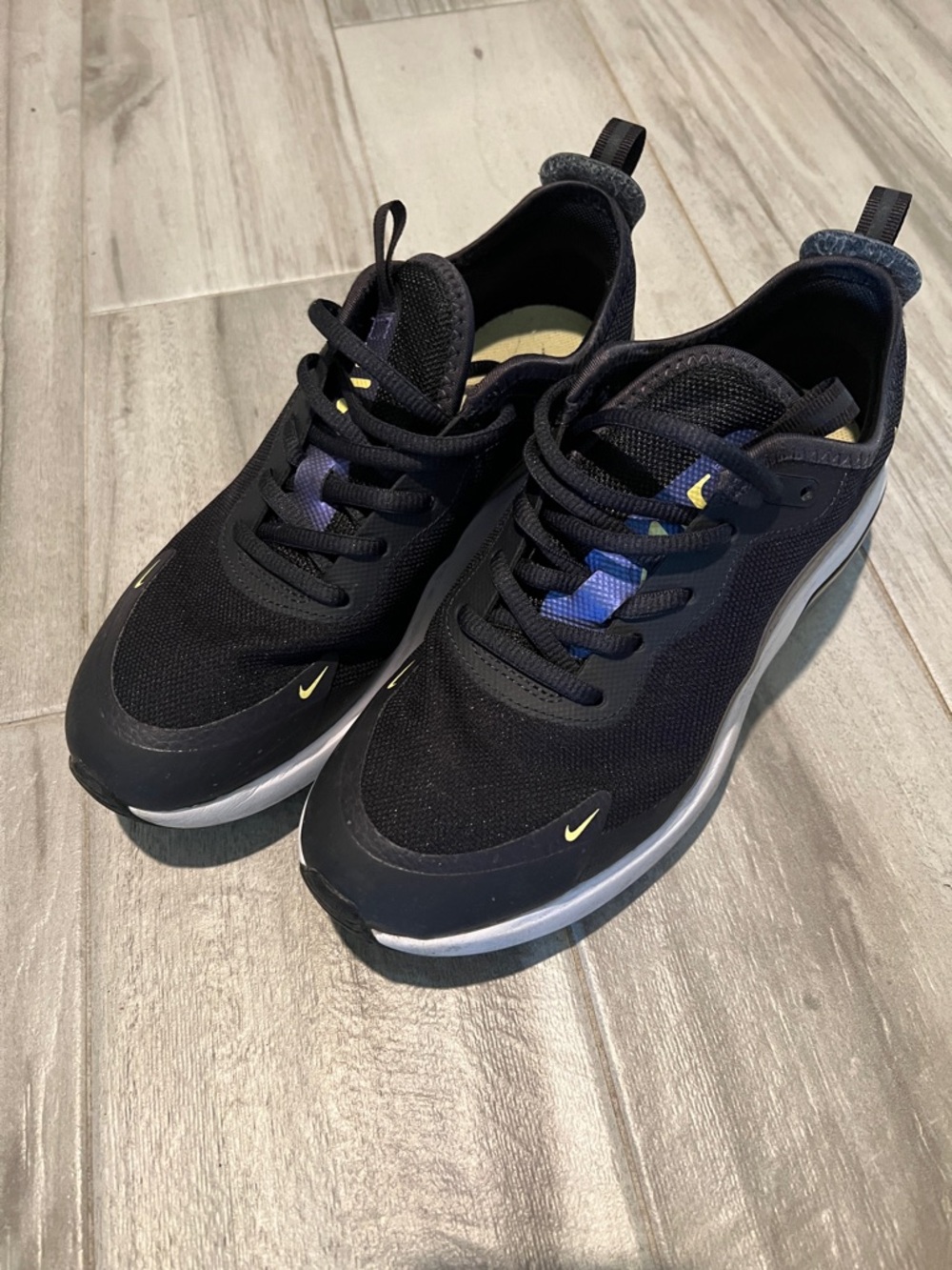 Nike Air Max with neon yellow Swoosh Size 8
